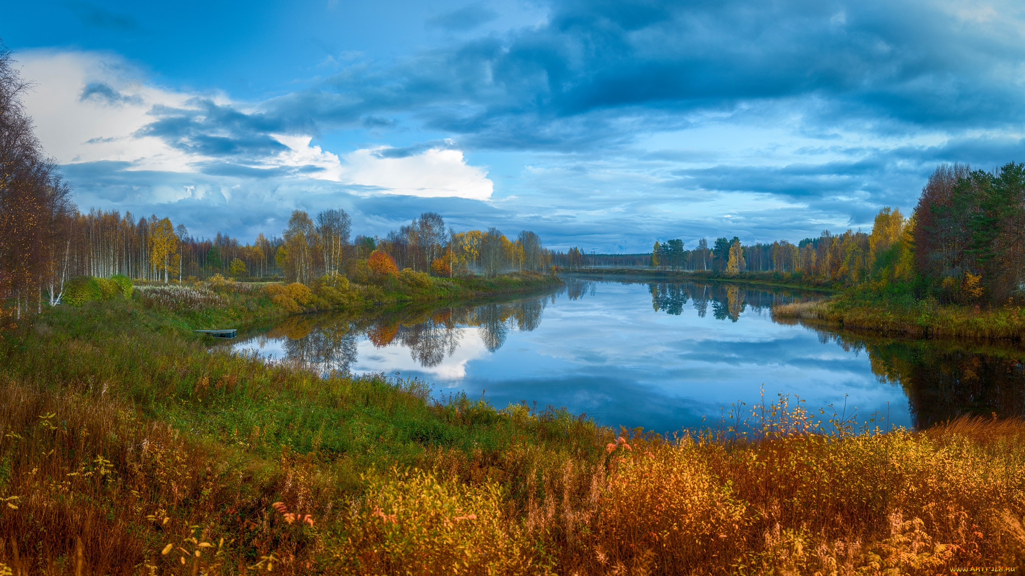 Осенний берег реки